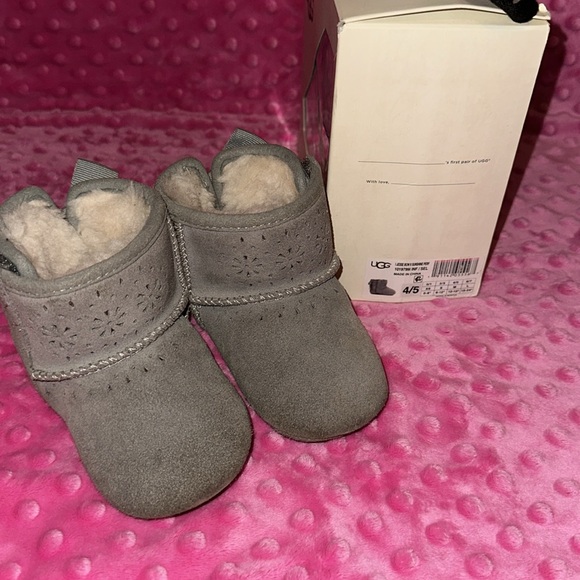 Toddler Uggs - Picture 5 of 5